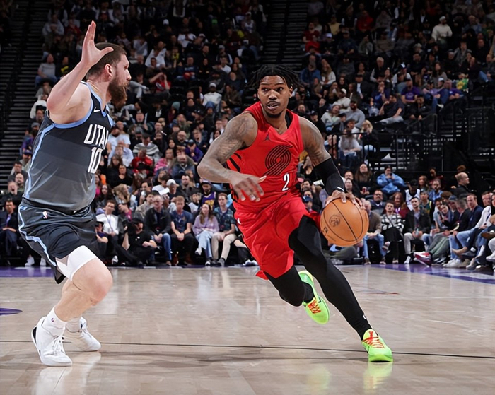 双向合同新秀乐福发展联盟表现低迷引关注